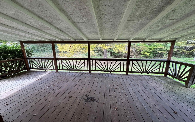 2031 Morgantown Pike, Belington, West Virginia 26250, 3 Bedroom Bedrooms, 7 Room Rooms,1 BathroomBathrooms,Single Family Detached,For Sale,Morgantown,0,10167171