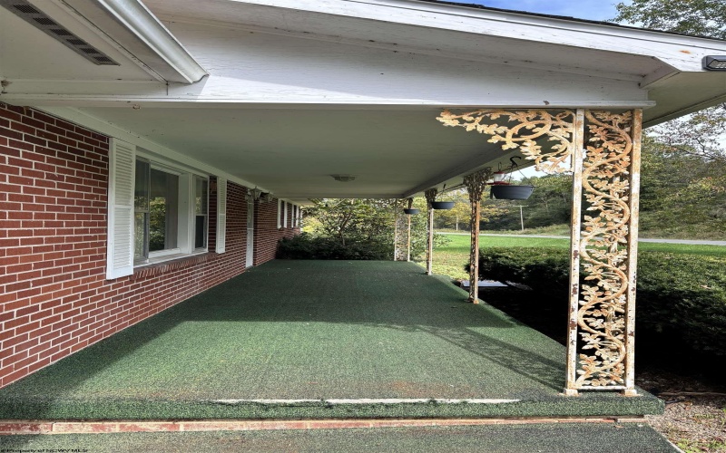 2031 Morgantown Pike, Belington, West Virginia 26250, 3 Bedroom Bedrooms, 7 Room Rooms,1 BathroomBathrooms,Single Family Detached,For Sale,Morgantown,0,10167171