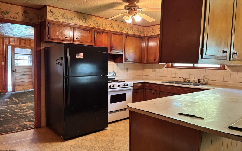2031 Morgantown Pike, Belington, West Virginia 26250, 3 Bedroom Bedrooms, 7 Room Rooms,1 BathroomBathrooms,Single Family Detached,For Sale,Morgantown,0,10167171
