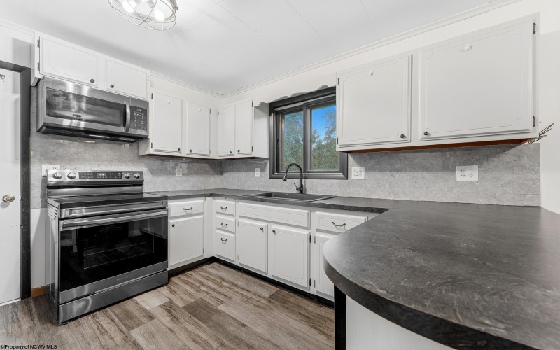 15586 Preston Highway, Bruceton Mills, West Virginia 26525, 3 Bedroom Bedrooms, 7 Room Rooms,2 BathroomBathrooms,Single Family Detached,For Sale,Preston,0,10167173 15586 Preston Highway, Bruceton Mills, West Virginia 26525, 3 Bedroom Bedrooms, 7 Room Rooms,2 BathroomBathrooms,Single Family Detached,For Sale,Preston,0,10167173