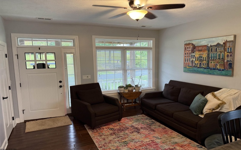 10 Pointe Drive, Morgantown, West Virginia 26508, 5 Bedroom Bedrooms, 10 Room Rooms,4 BathroomBathrooms,Single Family Detached,For Sale,Pointe,0,10167181