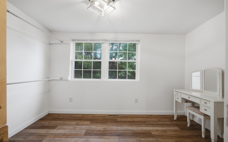 1185 Richwood Avenue, Morgantown, West Virginia 26505, 3 Bedroom Bedrooms, 6 Room Rooms,2 BathroomBathrooms,Single Family Detached,For Sale,Richwood,0,10167177