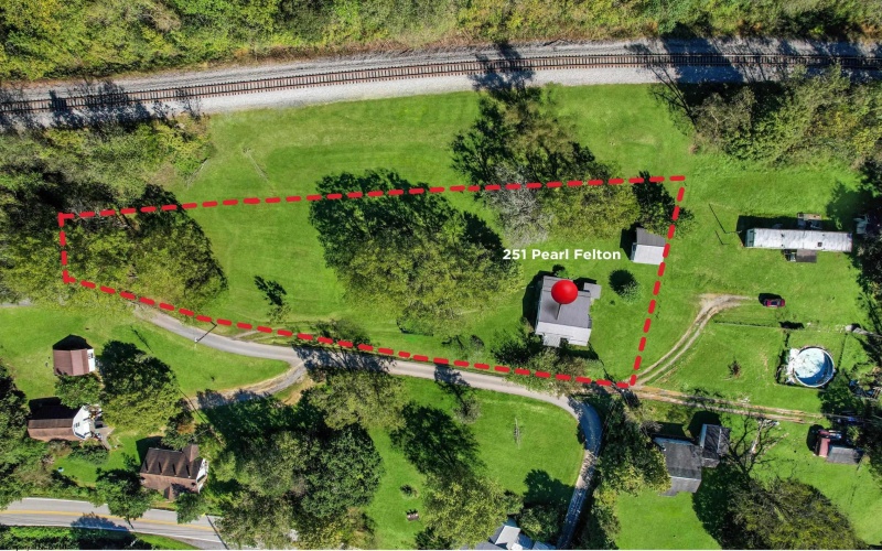 251 Pearl Felton Lane, Grafton, West Virginia 26354, 2 Bedroom Bedrooms, 4 Room Rooms,1 BathroomBathrooms,Single Family Detached,For Sale,Pearl Felton,0,10167179