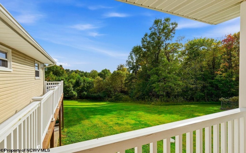 1040 Willis Drive, Morgantown, West Virginia 26501, 3 Bedroom Bedrooms, 7 Room Rooms,2 BathroomBathrooms,Single Family Detached,For Sale,Willis,0,10167180