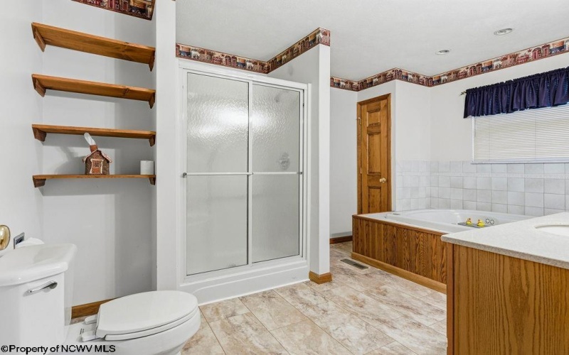 1040 Willis Drive, Morgantown, West Virginia 26501, 3 Bedroom Bedrooms, 7 Room Rooms,2 BathroomBathrooms,Single Family Detached,For Sale,Willis,0,10167180