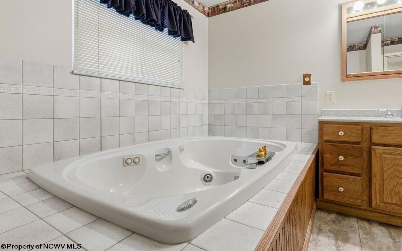 1040 Willis Drive, Morgantown, West Virginia 26501, 3 Bedroom Bedrooms, 7 Room Rooms,2 BathroomBathrooms,Single Family Detached,For Sale,Willis,0,10167180