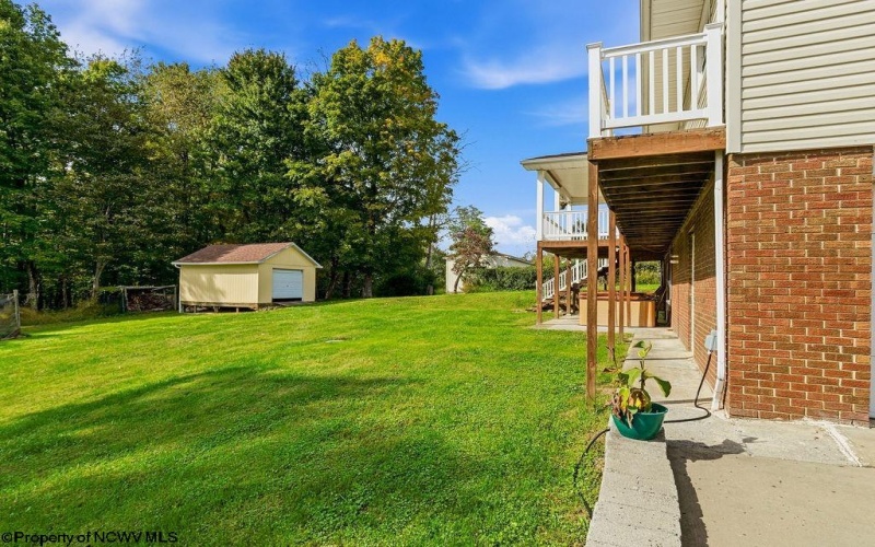 1040 Willis Drive, Morgantown, West Virginia 26501, 3 Bedroom Bedrooms, 7 Room Rooms,2 BathroomBathrooms,Single Family Detached,For Sale,Willis,0,10167180