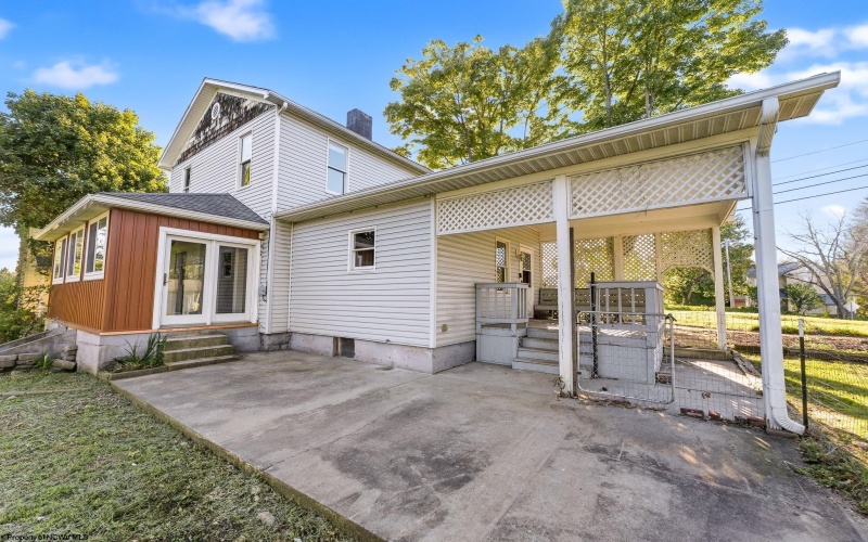 90 Main Street, Masontown, West Virginia 26542, 3 Bedroom Bedrooms, 10 Room Rooms,2 BathroomBathrooms,Single Family Detached,For Sale,Main,0,10167186 90 Main Street, Masontown, West Virginia 26542, 3 Bedroom Bedrooms, 10 Room Rooms,2 BathroomBathrooms,Single Family Detached,For Sale,Main,0,10167186