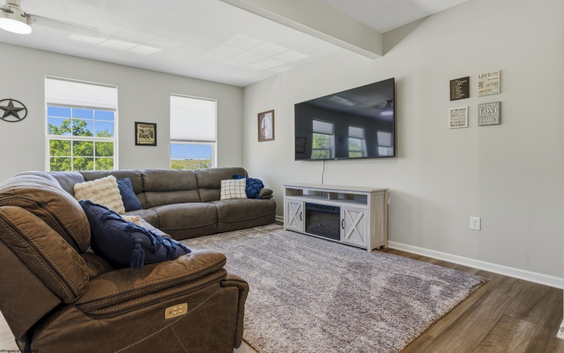 113 Yorktown Court, Bridgeport, West Virginia 26330-0000, 3 Bedroom Bedrooms, 5 Room Rooms,3 BathroomBathrooms,Residential Rentals,For Rent,Yorktown,0,10167183