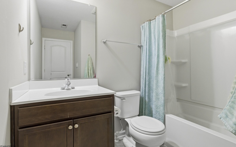 113 Yorktown Court, Bridgeport, West Virginia 26330-0000, 3 Bedroom Bedrooms, 5 Room Rooms,3 BathroomBathrooms,Residential Rentals,For Rent,Yorktown,0,10167183