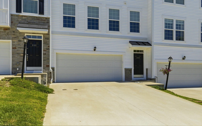 113 Yorktown Court, Bridgeport, West Virginia 26330-0000, 3 Bedroom Bedrooms, 5 Room Rooms,3 BathroomBathrooms,Residential Rentals,For Rent,Yorktown,0,10167183