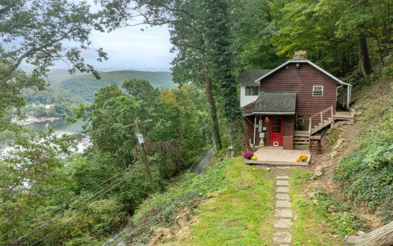 158 Rockley Road, Morgantown, West Virginia 26508, 3 Bedroom Bedrooms, 6 Room Rooms,2 BathroomBathrooms,Single Family Detached,For Sale,Rockley,0,10167193 158 Rockley Road, Morgantown, West Virginia 26508, 3 Bedroom Bedrooms, 6 Room Rooms,2 BathroomBathrooms,Single Family Detached,For Sale,Rockley,0,10167193