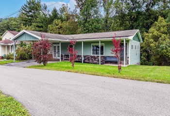 415 Terrace Drive, Mannington, West Virginia 26582, 2 Bedroom Bedrooms, 6 Room Rooms,1 BathroomBathrooms,Single Family Detached,For Sale,Terrace,0,10167191