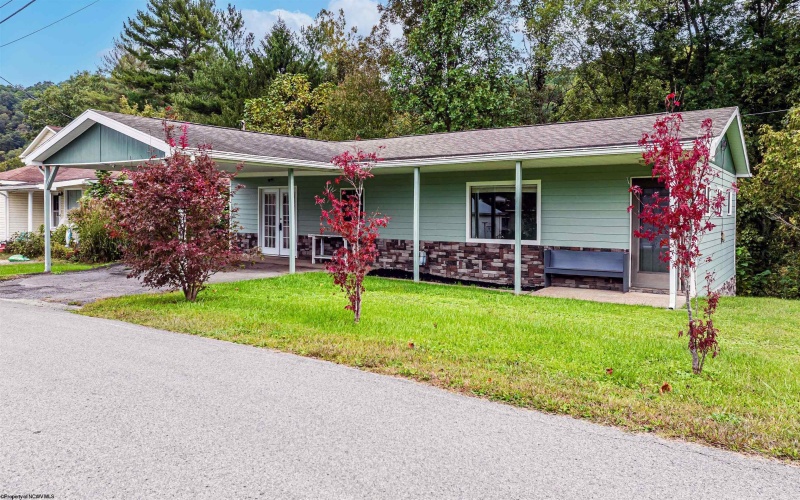 415 Terrace Drive, Mannington, West Virginia 26582, 2 Bedroom Bedrooms, 6 Room Rooms,1 BathroomBathrooms,Single Family Detached,For Sale,Terrace,0,10167191 415 Terrace Drive, Mannington, West Virginia 26582, 2 Bedroom Bedrooms, 6 Room Rooms,1 BathroomBathrooms,Single Family Detached,For Sale,Terrace,0,10167191