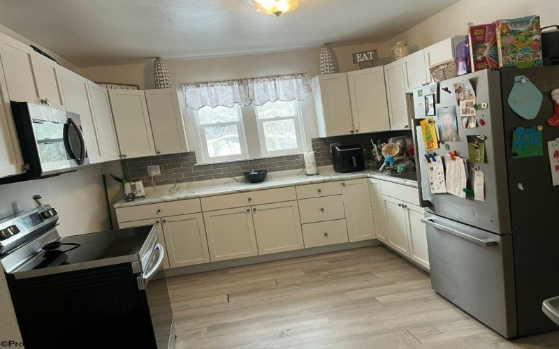 395 Norris Ridge Road, Philippi, West Virginia 26416, 3 Bedroom Bedrooms, 5 Room Rooms,1 BathroomBathrooms,Single Family Detached,For Sale,Norris Ridge,0,10164001