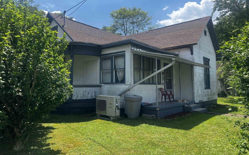 64 Carolina Avenue, Salem, West Virginia 26426, 2 Bedroom Bedrooms, 6 Room Rooms,1 BathroomBathrooms,Single Family Detached,For Sale,Carolina,0,10160360