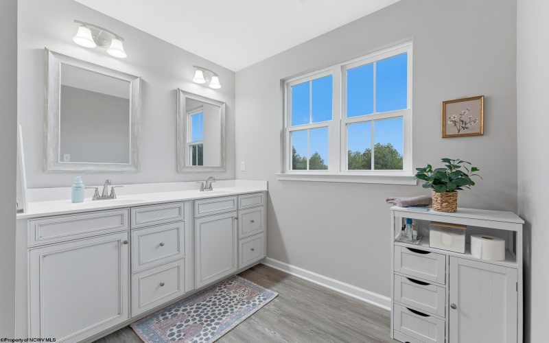 20 David Lane, Morgantown, West Virginia 26505, 4 Bedroom Bedrooms, 8 Room Rooms,3 BathroomBathrooms,Single Family Detached,For Sale,David,0,10167215