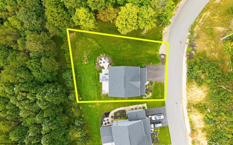 20 David Lane, Morgantown, West Virginia 26505, 4 Bedroom Bedrooms, 8 Room Rooms,3 BathroomBathrooms,Single Family Detached,For Sale,David,0,10167215