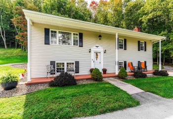 157 Mark Avenue, Buckhannon, West Virginia 26201, 4 Bedroom Bedrooms, 8 Room Rooms,3 BathroomBathrooms,Single Family Detached,For Sale,Mark,0,10167197