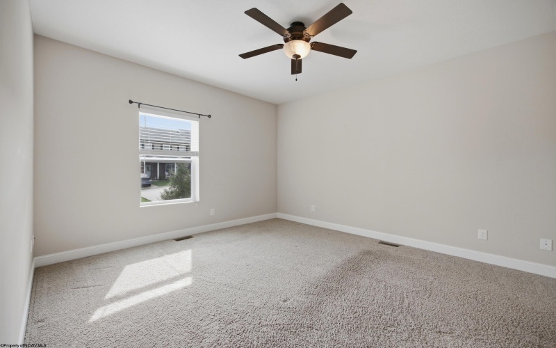 524 Persimmon Lane, Bridgeport, West Virginia 26330, 3 Bedroom Bedrooms, 6 Room Rooms,2 BathroomBathrooms,Single Family Attached,For Sale,Persimmon,0,10167201
