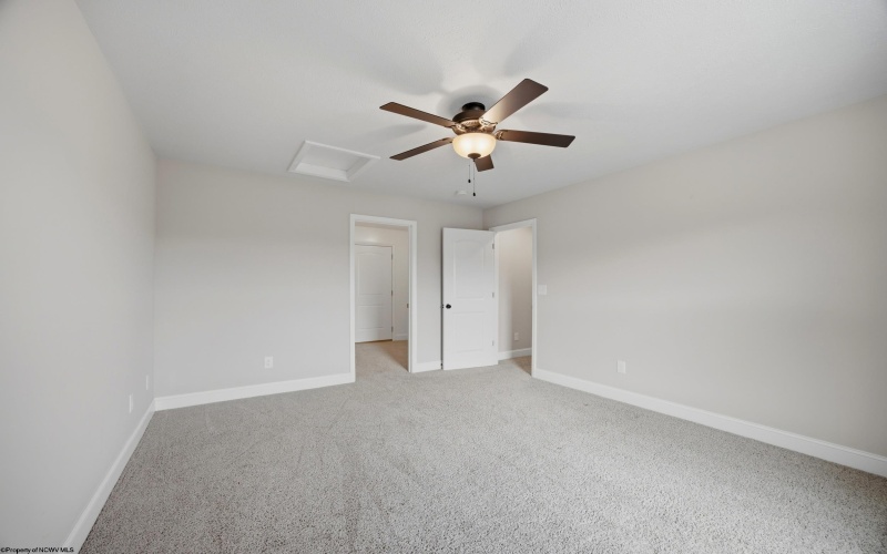 524 Persimmon Lane, Bridgeport, West Virginia 26330, 3 Bedroom Bedrooms, 6 Room Rooms,2 BathroomBathrooms,Single Family Attached,For Sale,Persimmon,0,10167201