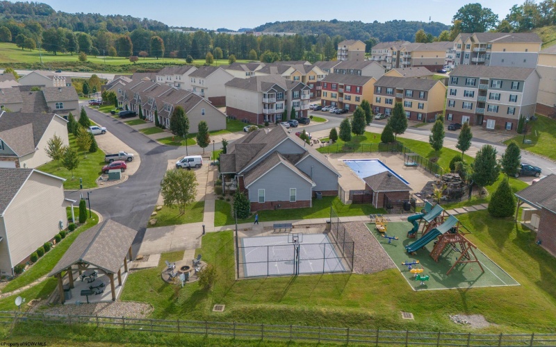 524 Persimmon Lane, Bridgeport, West Virginia 26330, 3 Bedroom Bedrooms, 6 Room Rooms,2 BathroomBathrooms,Single Family Attached,For Sale,Persimmon,0,10167201