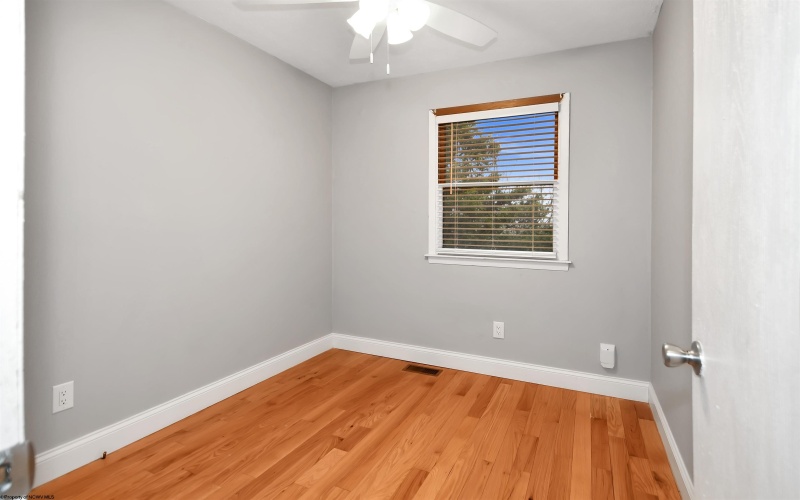 583 Summers School Road, Morgantown, West Virginia 26508, 2 Bedroom Bedrooms, 7 Room Rooms,2 BathroomBathrooms,Single Family Detached,For Sale,Summers School,0,10167199