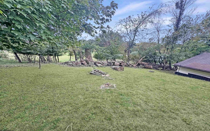 583 Summers School Road, Morgantown, West Virginia 26508, 2 Bedroom Bedrooms, 7 Room Rooms,2 BathroomBathrooms,Single Family Detached,For Sale,Summers School,0,10167199