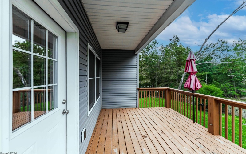 17 Banner Place, Morgantown, West Virginia 26508, 4 Bedroom Bedrooms, 10 Room Rooms,3 BathroomBathrooms,Single Family Detached,For Sale,Banner,0,10167203