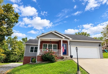 17 Banner Place, Morgantown, West Virginia 26508, 4 Bedroom Bedrooms, 10 Room Rooms,3 BathroomBathrooms,Single Family Detached,For Sale,Banner,0,10167203