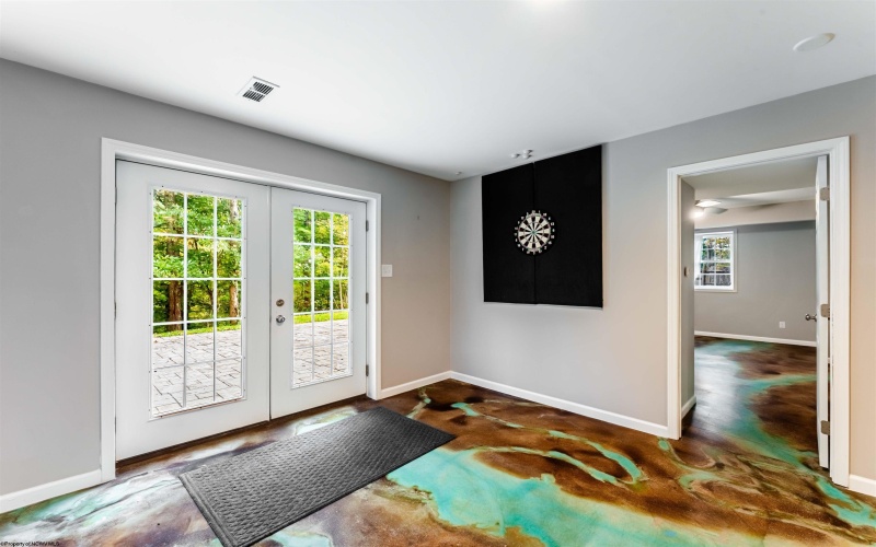 17 Banner Place, Morgantown, West Virginia 26508, 4 Bedroom Bedrooms, 10 Room Rooms,3 BathroomBathrooms,Single Family Detached,For Sale,Banner,0,10167203
