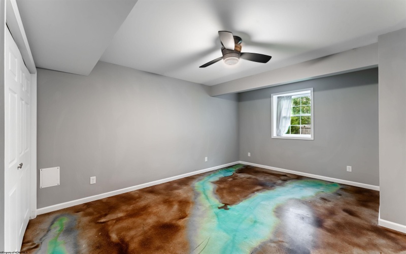 17 Banner Place, Morgantown, West Virginia 26508, 4 Bedroom Bedrooms, 10 Room Rooms,3 BathroomBathrooms,Single Family Detached,For Sale,Banner,0,10167203