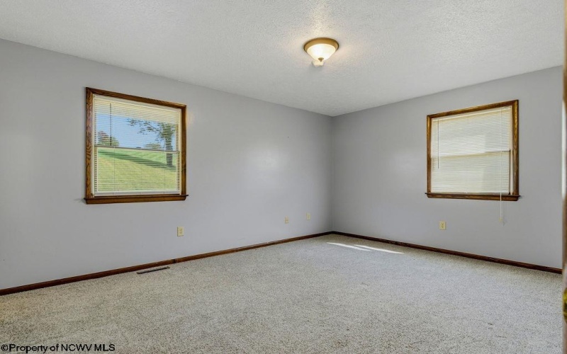 293 Forest Drive, Bridgeport, West Virginia 26330, 3 Bedroom Bedrooms, 6 Room Rooms,2 BathroomBathrooms,Single Family Detached,For Sale,Forest,0,10167206