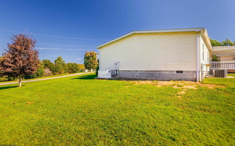 107 Mountaineer Drive, Reedsville, West Virginia 26547, 3 Bedroom Bedrooms, 6 Room Rooms,2 BathroomBathrooms,Single Family Detached,For Sale,Mountaineer,0,10167214