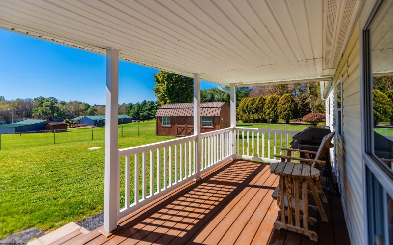 107 Mountaineer Drive, Reedsville, West Virginia 26547, 3 Bedroom Bedrooms, 6 Room Rooms,2 BathroomBathrooms,Single Family Detached,For Sale,Mountaineer,0,10167214