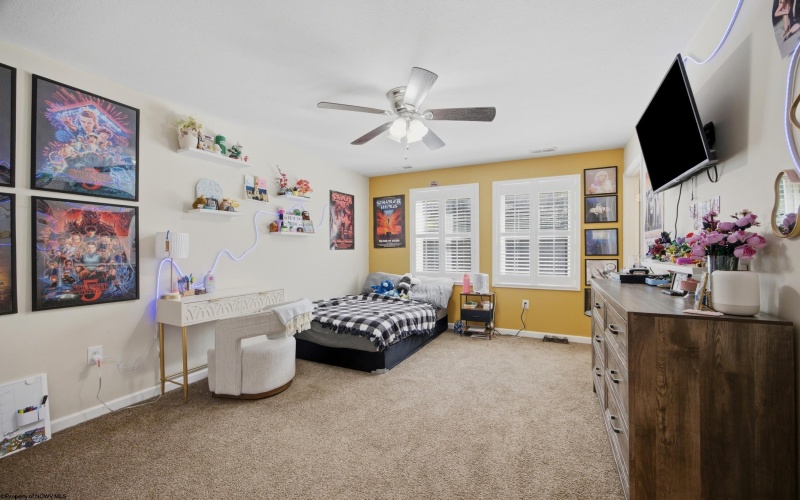 4626 Fairmont Road, Rivesville, West Virginia 26588, 3 Bedroom Bedrooms, 7 Room Rooms,3 BathroomBathrooms,Single Family Detached,For Sale,Fairmont,0,10167208