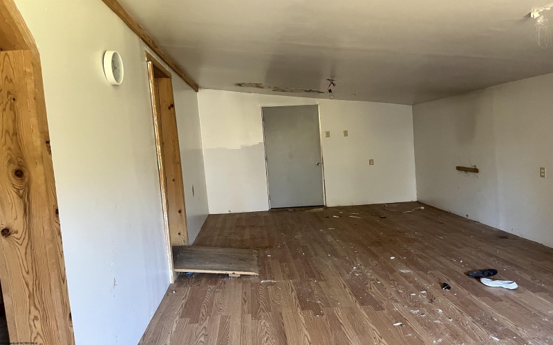534 Millstone Road, Crawford, West Virginia 26343, 3 Bedroom Bedrooms, 7 Room Rooms,1 BathroomBathrooms,Single Family Detached,For Sale,Millstone,0,10167209