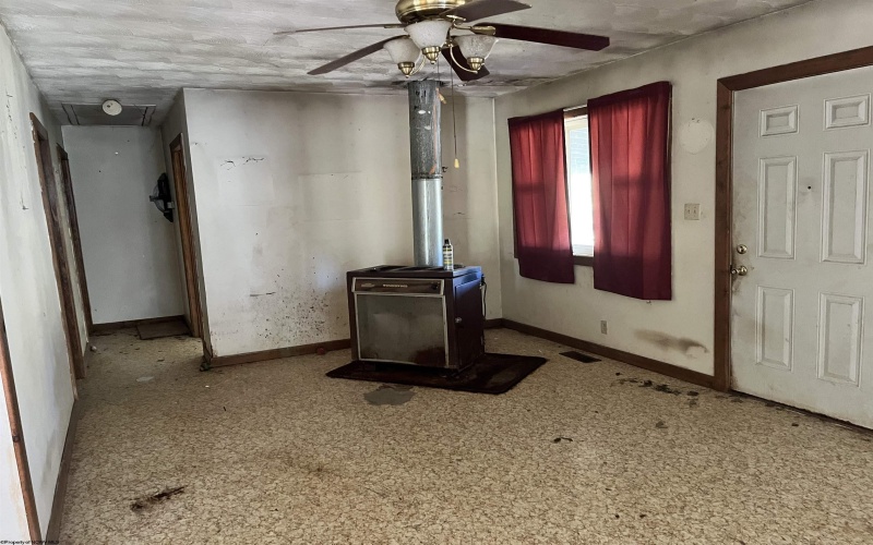 534 Millstone Road, Crawford, West Virginia 26343, 3 Bedroom Bedrooms, 7 Room Rooms,1 BathroomBathrooms,Single Family Detached,For Sale,Millstone,0,10167209