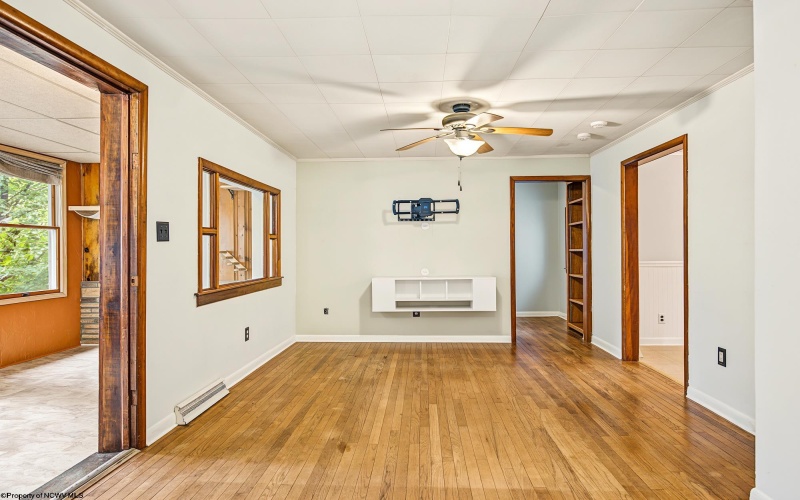 821 Idlewood Drive, Morgantown, West Virginia 26505, 2 Bedroom Bedrooms, 6 Room Rooms,2 BathroomBathrooms,Single Family Detached,For Sale,Idlewood,0,10167213