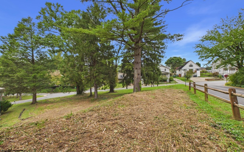 631 Center Street, Morgantown, West Virginia 26505, 0 , 0 ,0,Lots/land,For Sale,Center,0,10167216
