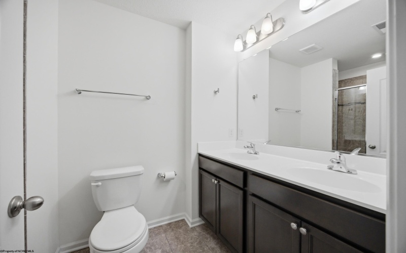 208 Tide Way, Morgantown, West Virginia 26508, 3 Bedroom Bedrooms, 5 Room Rooms,2 BathroomBathrooms,Single Family Attached,For Sale,Tide,0,10167218