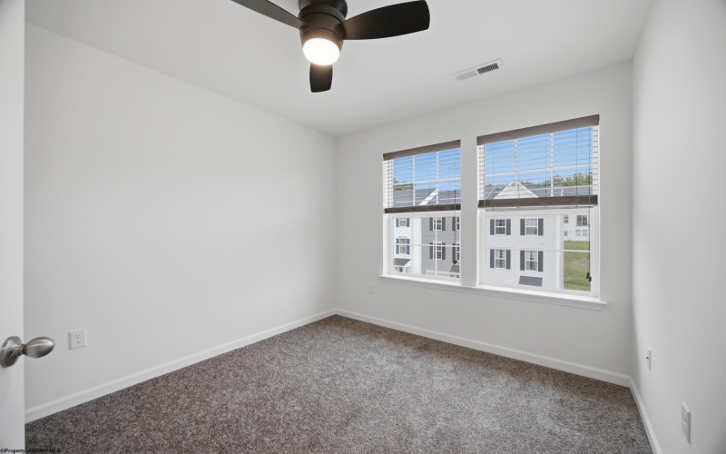 208 Tide Way, Morgantown, West Virginia 26508, 3 Bedroom Bedrooms, 5 Room Rooms,2 BathroomBathrooms,Single Family Attached,For Sale,Tide,0,10167218