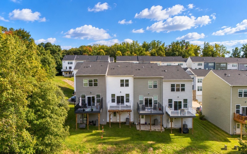 208 Tide Way, Morgantown, West Virginia 26508, 3 Bedroom Bedrooms, 5 Room Rooms,2 BathroomBathrooms,Single Family Attached,For Sale,Tide,0,10167218