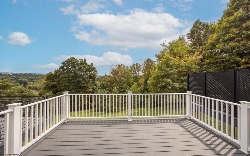 208 Tide Way, Morgantown, West Virginia 26508, 3 Bedroom Bedrooms, 5 Room Rooms,2 BathroomBathrooms,Single Family Attached,For Sale,Tide,0,10167218
