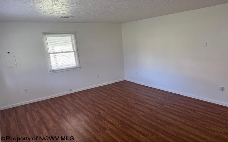 522 Middleville Road, Bridgeport, West Virginia 26330, 3 Bedroom Bedrooms, 6 Room Rooms,1 BathroomBathrooms,Residential Rentals,For Rent,Middleville,0,10167219
