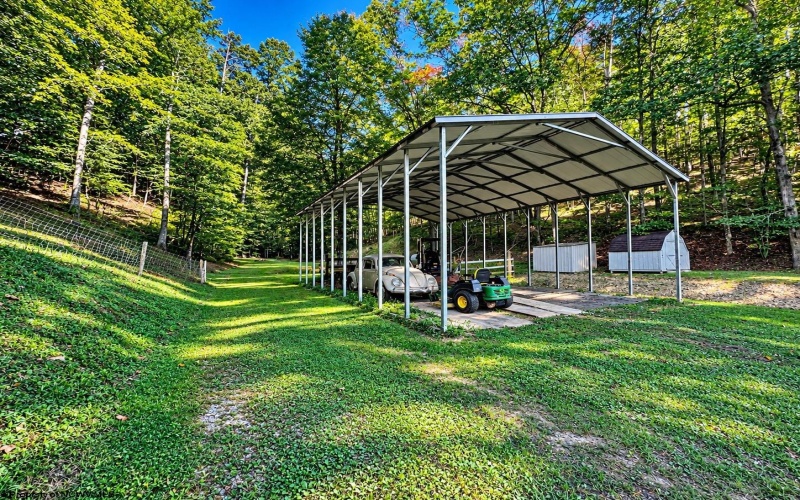 90 Gordon Road, Dailey, West Virginia 26253, 4 Bedroom Bedrooms, 11 Room Rooms,3 BathroomBathrooms,Single Family Detached,For Sale,Gordon,0,10167225