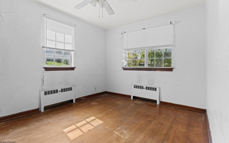 112 May Street, Fairmont, West Virginia 26554, 2 Bedroom Bedrooms, 5 Room Rooms,1 BathroomBathrooms,Single Family Detached,For Sale,May,0,10167247