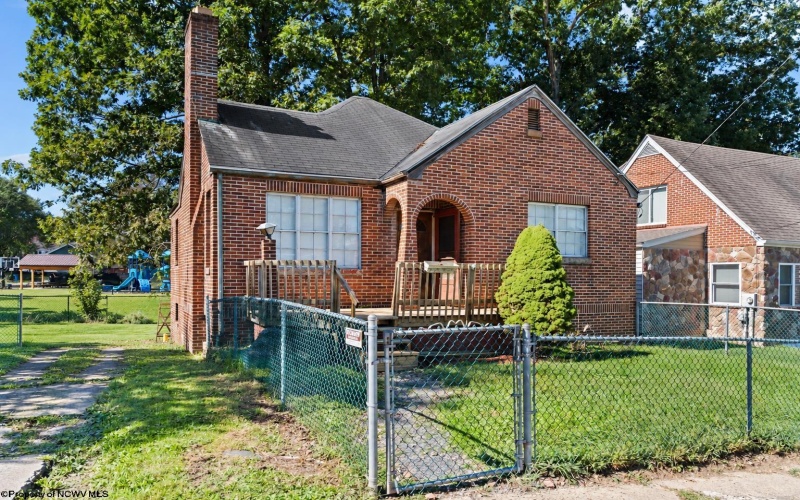 112 May Street, Fairmont, West Virginia 26554, 2 Bedroom Bedrooms, 5 Room Rooms,1 BathroomBathrooms,Single Family Detached,For Sale,May,0,10167247