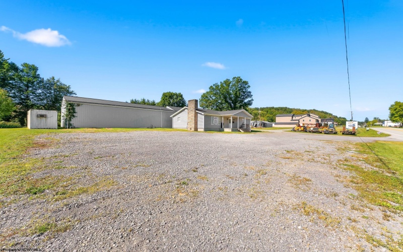 3848 Grafton Road, Morgantown, West Virginia 26508, 0 , 0 ,0,Commercial (for Sale),For Sale,Grafton,0,10167241