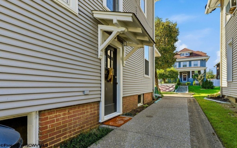 518 Stanley Avenue, Clarksburg, West Virginia 26301, 5 Bedroom Bedrooms, 10 Room Rooms,2 BathroomBathrooms,Single Family Detached,For Sale,Stanley,0,10167229 518 Stanley Avenue, Clarksburg, West Virginia 26301, 5 Bedroom Bedrooms, 10 Room Rooms,2 BathroomBathrooms,Single Family Detached,For Sale,Stanley,0,10167229